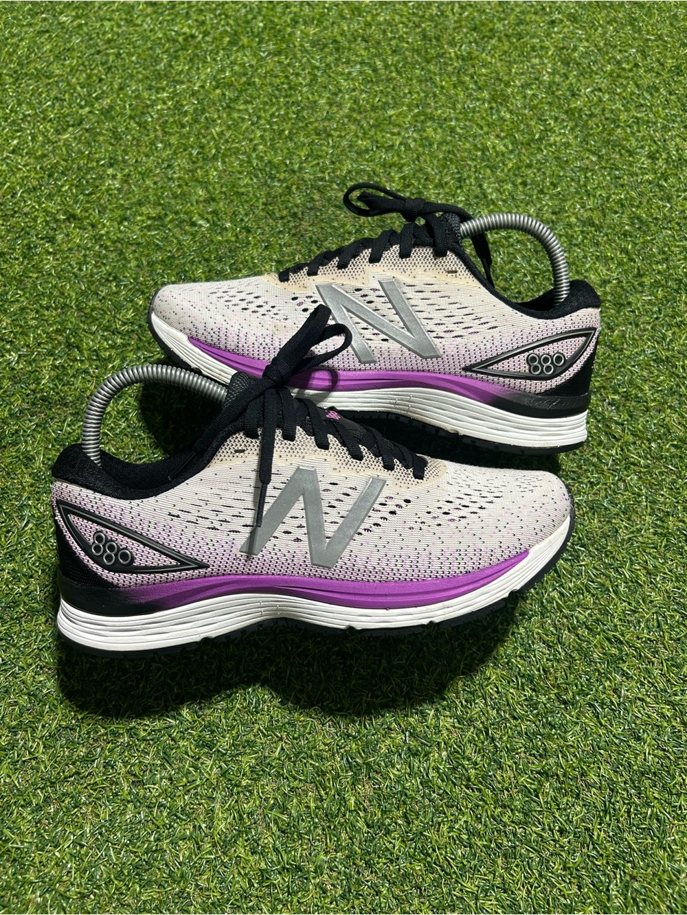 Women’s New Balance 880